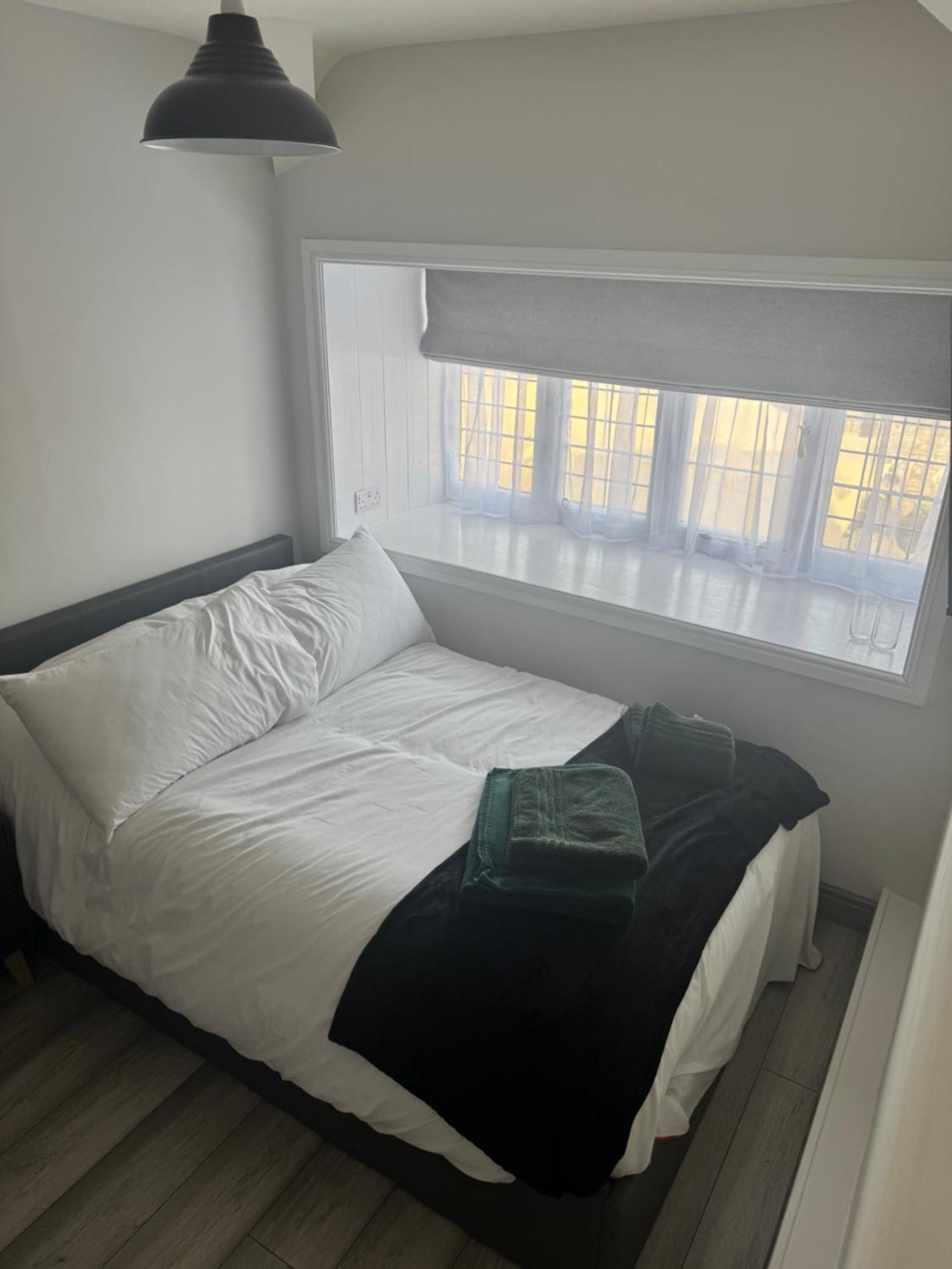 Hotel Hq Pencadlys Prestatyn Esterno foto